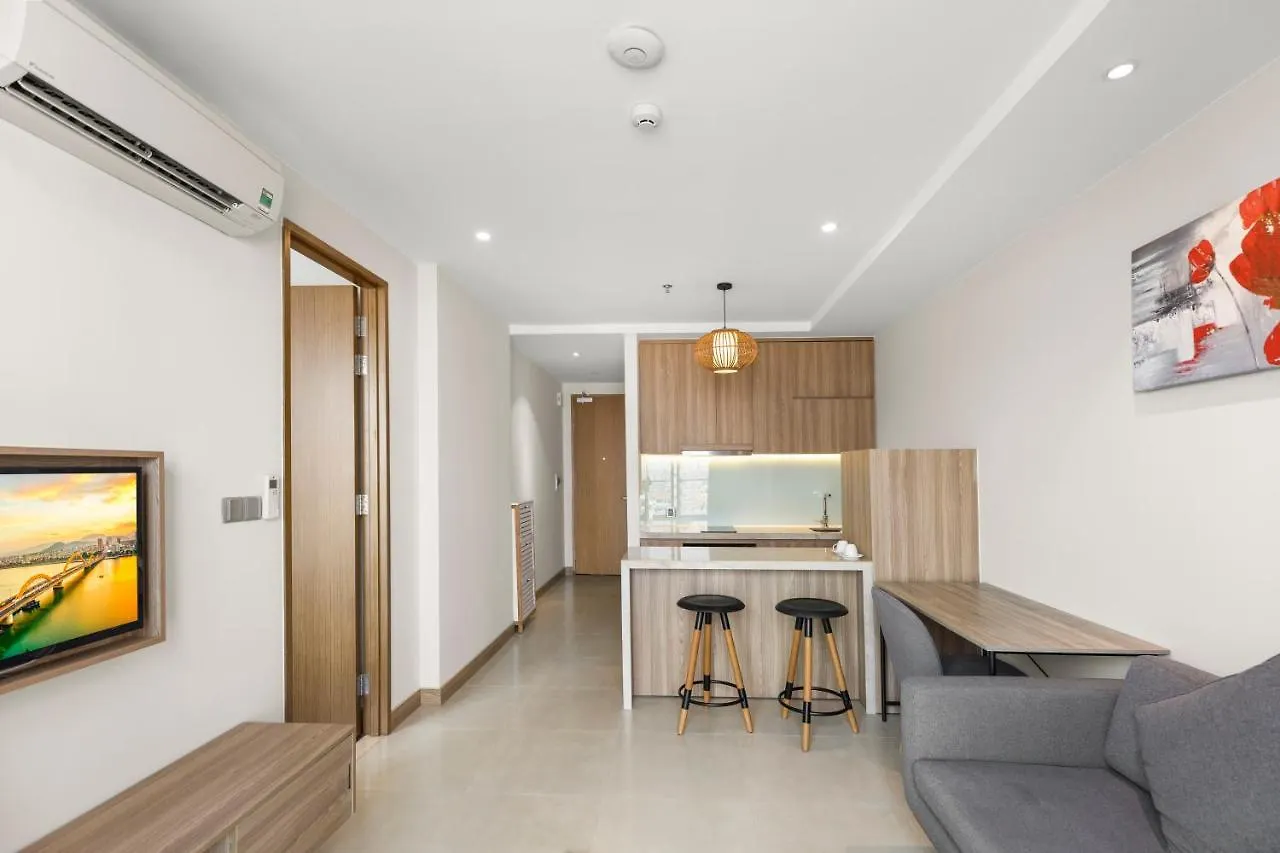 Moon Hotel And Apartment Da Nang Vietnam