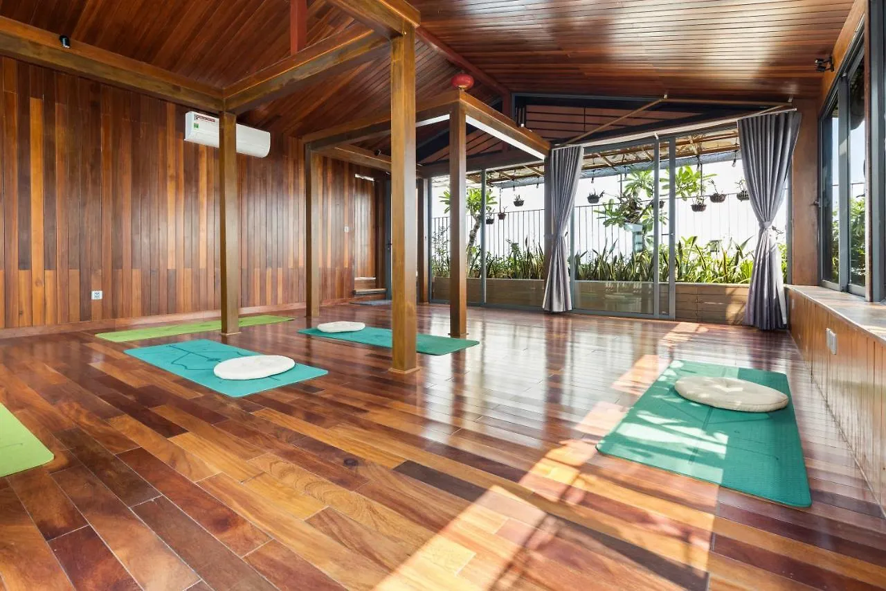 Moon Hotel And Apartment Da Nang Vietnam