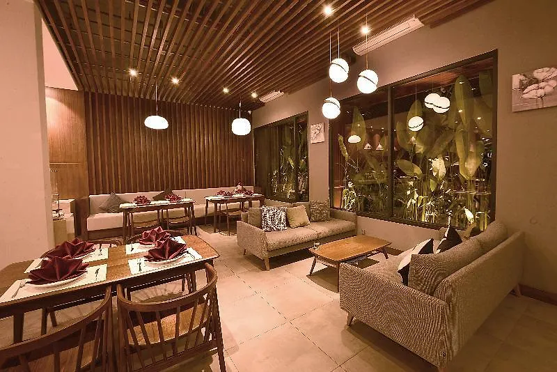 Moon Hotel And Apartment Da Nang 3*,  Vietnam